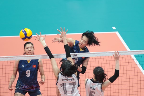 Bóng chuyền nữ Việt Nam lần thứ hai thắng ngược Hàn Quốc - Anh 1