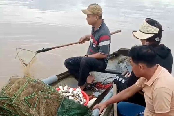 Quảng Trị: Xử phạt 50 triệu đồng đối với công ty xả thải ra sông Sa Lung - Anh 1