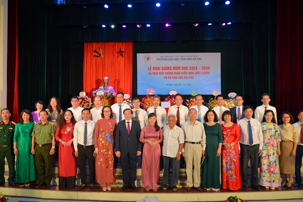 Khai giảng năm học mới, Đại học Văn hóa Hà Nội chào đón gần 1.600 tân sinh viên - Anh 6