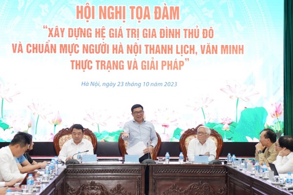 Xây dựng con người Hà Nội thanh lịch, văn minh: Giáo dục tốt từ gia đình mới ứng xử hay ngoài xã hội - Anh 1