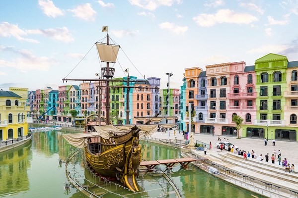 Mục sở thị “thương cảng” The Venice long lanh trước ngày khai trương Mega Grand World Hà Nội - Anh 5