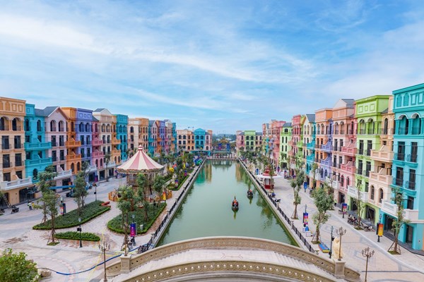 Mục sở thị “thương cảng” The Venice long lanh trước ngày khai trương Mega Grand World Hà Nội - Anh 7