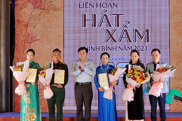 Khai mạc Liên hoan hát Xẩm Ninh Bình mở rộng 2023 - Anh 2