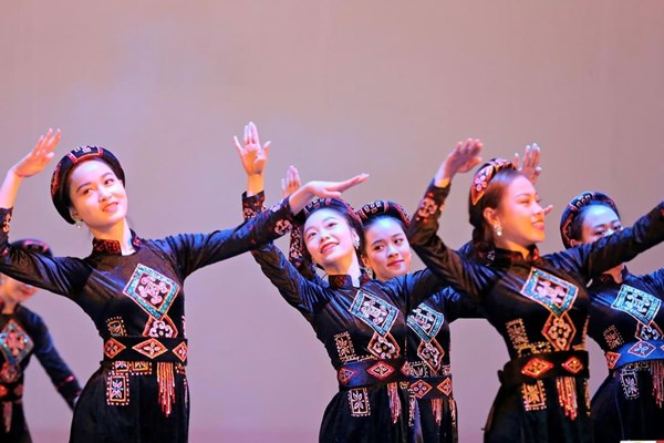 Đề nghị tổ chức học bổ sung kiến thức văn hóa phổ thông cho học sinh Học viện Múa Việt Nam: Khẩn trương, quyết liệt tháo gỡ 