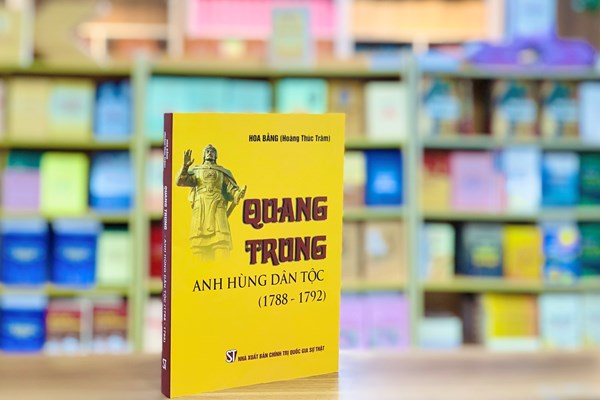 Ra mắt sách Quang Trung - Anh hùng dân tộc - Anh 1