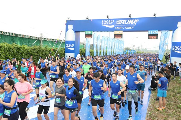Hơn 8.000 VĐV tham dự Giải chạy Pocari Sweat Run Việt Nam 2023 - Anh 3