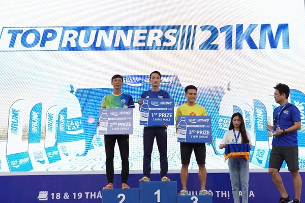 Nhà vô địch SEA Games Hoàng Nguyên Thanh không có đối thủ tại Giải chạy Pocari Sweat Run Việt Nam 2023 - Anh 3