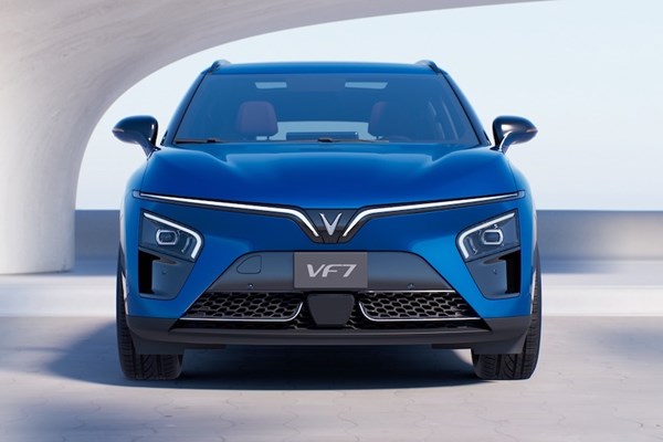 VinFast VF 7 sẽ là mẫu xe mạnh nhất phân khúc C-SUV khi ra mắt - Anh 1