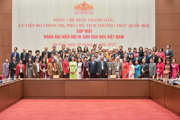 Phó Chủ tịch Thường trực Quốc hội gặp mặt Hội Di sản văn hóa Việt Nam - Anh 3