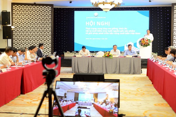 Bàn giải pháp phát triển bền vững nghề nuôi biển Việt Nam - Anh 2