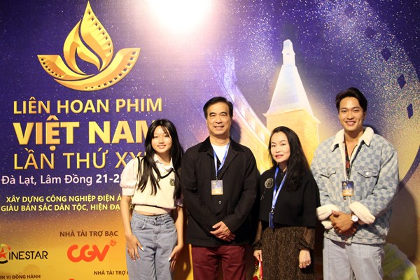 Nghệ sĩ và Liên hoan phim Việt Nam lần thứ XXIII - Anh 4