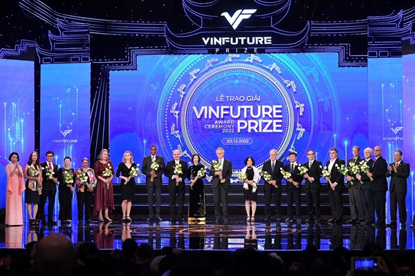 VinFuture công bố Tuần lễ Khoa học Công nghệ và Lễ trao giải 2023 - Anh 4