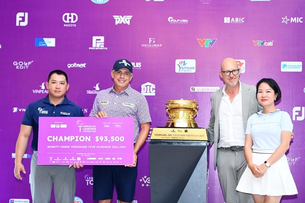 Golfer người Brazil vô địch Vinpearl DIC Legends Việt Nam 2023 - Anh 2