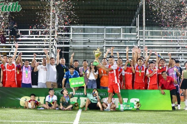 Faith Saigon Super Cup 2023: Nụ cười mới cho “sới phủi” TP.HCM - Anh 1