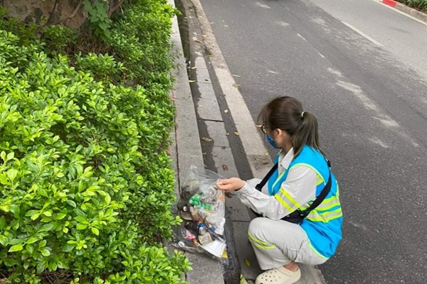 Urenco tăng cường công tác đảm bảo vệ sinh môi trường phục vụ đón tiếp đoàn khách quốc tế đến thăm Việt Nam - Anh 5