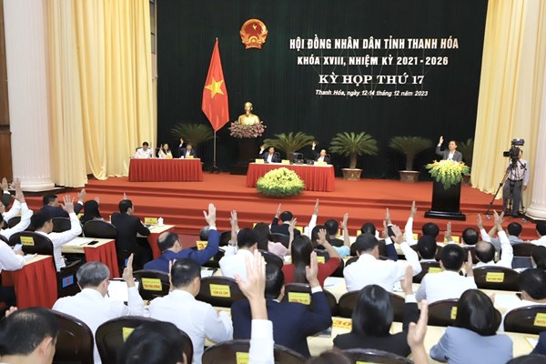 Thanh Hoá công bố kết quả lấy phiếu tín nhiệm lãnh đạo - Anh 2