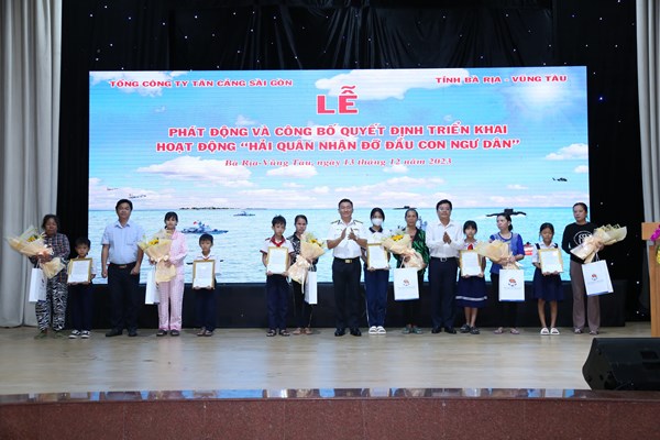 Tổng công ty Tân Cảng Sài Gòn thực hiện công tác dân vận tại Bà Rịa - Vũng Tàu - Anh 4