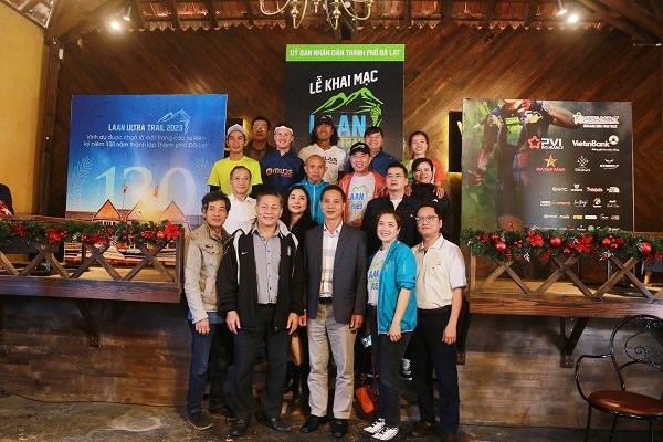 Lâm Đồng: Hơn 2000 VĐV tranh tài tại giải chạy địa hình chào mừng 130 năm Đà Lạt hình thành và phát triển - Anh 2