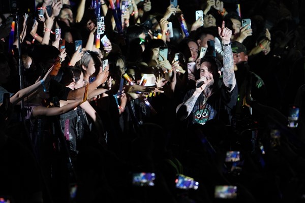 Maroon 5 và dàn sao Việt mang tới “cơn địa chấn” cảm xúc trong đêm 8Wonder Winter Festival - Anh 7