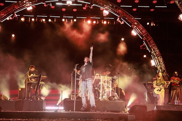 Maroon 5 và dàn sao Việt mang tới “cơn địa chấn” cảm xúc trong đêm 8Wonder Winter Festival - Anh 5