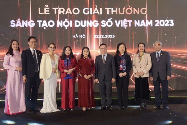 Lần đầu tiên trao Giải thưởng Sáng tạo Nội dung số Việt Nam năm 2023:  Vinh danh 15 giải thưởng ở 7 hạng mục - Anh 2