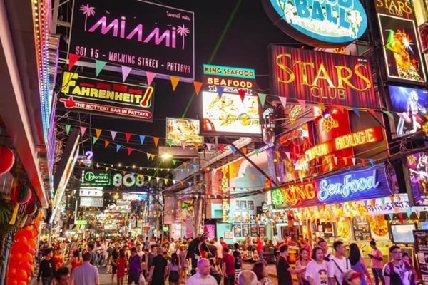 Thái Lan: Thực hiện “đại chiến lược” thu hút khách du lịch - Anh 1