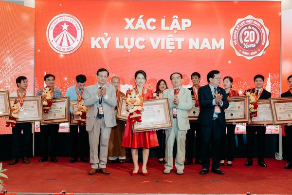 Lần đầu tiên 2 kỷ lục Việt Nam trong lĩnh vực hoạt hình được xác lập - Anh 1