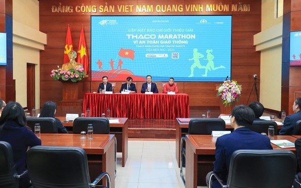 Quảng bá cho du lịch Điện Biên qua Giải chạy THACO Marathon - Anh 1