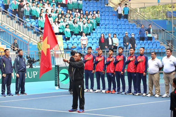 Tuyển quần vợt Việt Nam tạm hoà Nam Phi tại vòng play-off nhóm II Davis Cup - Anh 1