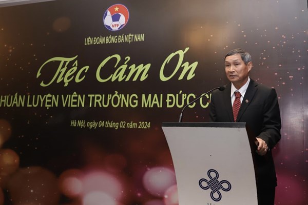 Liên đoàn Bóng đá Việt Nam tri ân HLV Mai Đức Chung - Anh 1