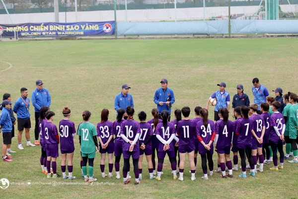 Cầu thủ U20 nữ Việt Nam được giao các bài tập trong dịp Tết để duy trì thể lực và phong độ - Anh 2