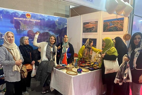 Triển lãm Du lịch Quốc tế Iran lần thứ 17 - Anh 1