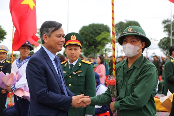 Gần 40% tân binh ở Quảng Bình viết đơn tình nguyện tham gia nghĩa vụ quân sự - Anh 1