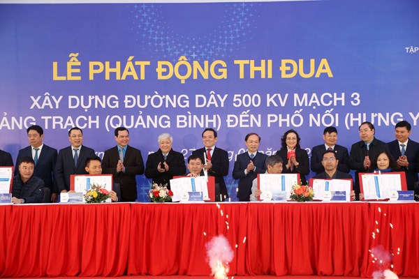 Phát động thi đua Dự án đường dây 500 kV Mạch 3 từ Quảng Bình đến Hưng Yên - Anh 2