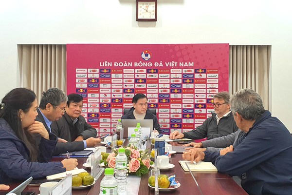 Triển khai nhiệm vụ của tuyển Việt Nam và đội U23 trong năm 2024 - Anh 1