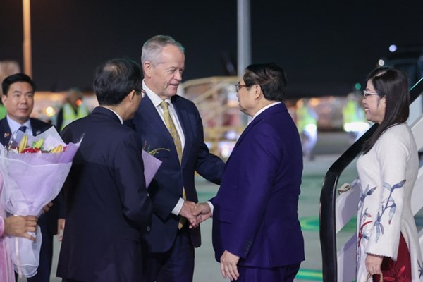 Thủ tướng tới Melbourne, bắt đầu tham dự Hội nghị Cấp cao ASEAN – Australia và thăm chính thức Australia - Anh 1