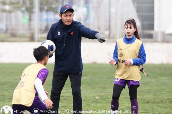 Đội tuyển U20 nữ tập luyện tích cực cho trận gặp U20 nữ CHDCND Triều Tiên - Anh 1