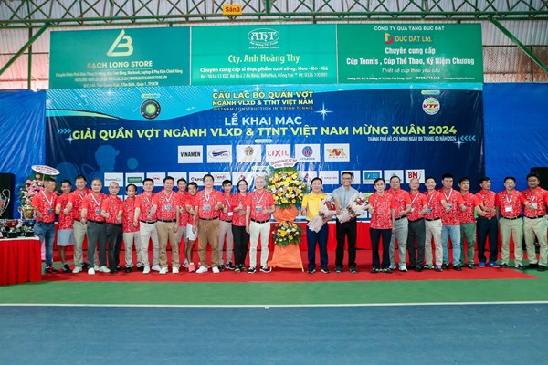 Khởi tranh Giải quần vợt ngành Vật liệu xây dựng và Trang Trí nội thất Việt Nam - Anh 1