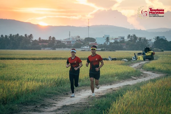 Giải vô địch quốc gia Marathon và cự ly dài Báo Tiền Phong lần thứ 65 diễn ra tại Phú Yên - Anh 2