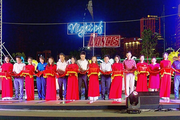 TP.HCM ra mắt sân khấu ngoài trời tại Công viên bờ sông Sài Gòn - Anh 1