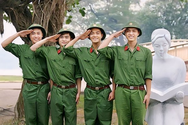Đưa điện ảnh cách mạng Việt Nam đến với đoàn viên, thanh niên: Bồi đắp lý tưởng cho thế hệ trẻ - Anh 2