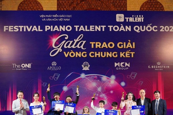 8 thí sinh giành chiến thắng tại Cuộc thi Piano mở rộng toàn quốc 2024 - Anh 1