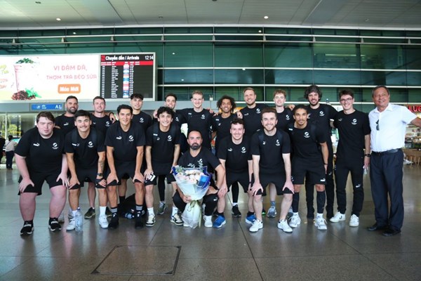 Các đội khách mời đã có mặt tại TP.HCM, chuẩn bị cho giải Futsal quốc tế - Anh 1
