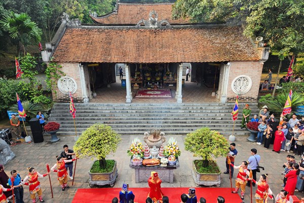 Lễ hội đền Bà Triệu: Tôn vinh Anh hùng dân tộc Triệu Thị Trinh - Anh 2