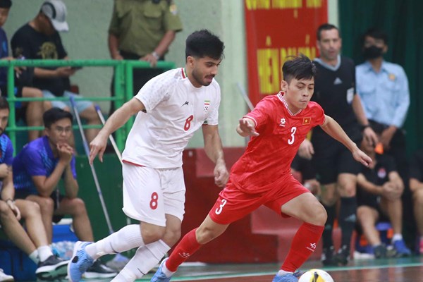Tuyển Việt Nam xếp hạng ba tại Giải Futsal quốc tế TP.HCM 2024 - Anh 1