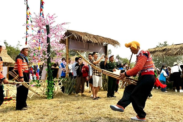 “Lễ hội hoa Ban” - Thương hiệu du lịch đặc sắc của Điện Biên - Anh 3