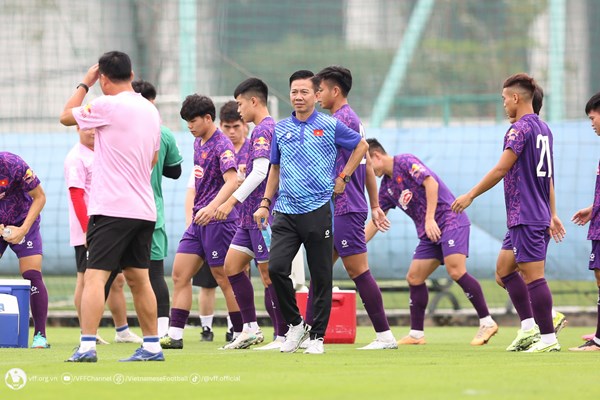 U23 Việt Nam tập buổi đầu tiên, chuẩn bị cho giải châu Á - Anh 1