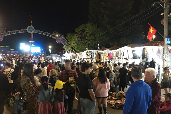 Lâm Đồng: Sẽ tổ chức chợ phiên cuối tuần tại Đà Lạt - Anh 2