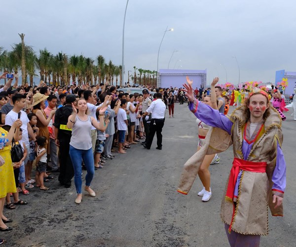 Diễu hành Carnaval khuấy động Hạ Long dịp nghỉ lễ 30.4-1.5 - Anh 8
