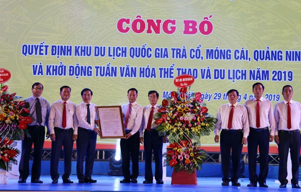 Quảng Ninh: Công bố quyết định công nhận Khu du lịch quốc gia Trà Cổ - Anh 1